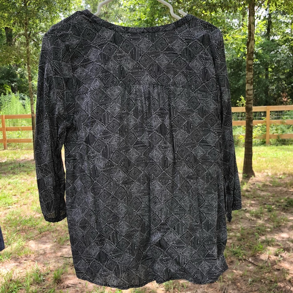 L/S Blouse - Picture 2 of 3